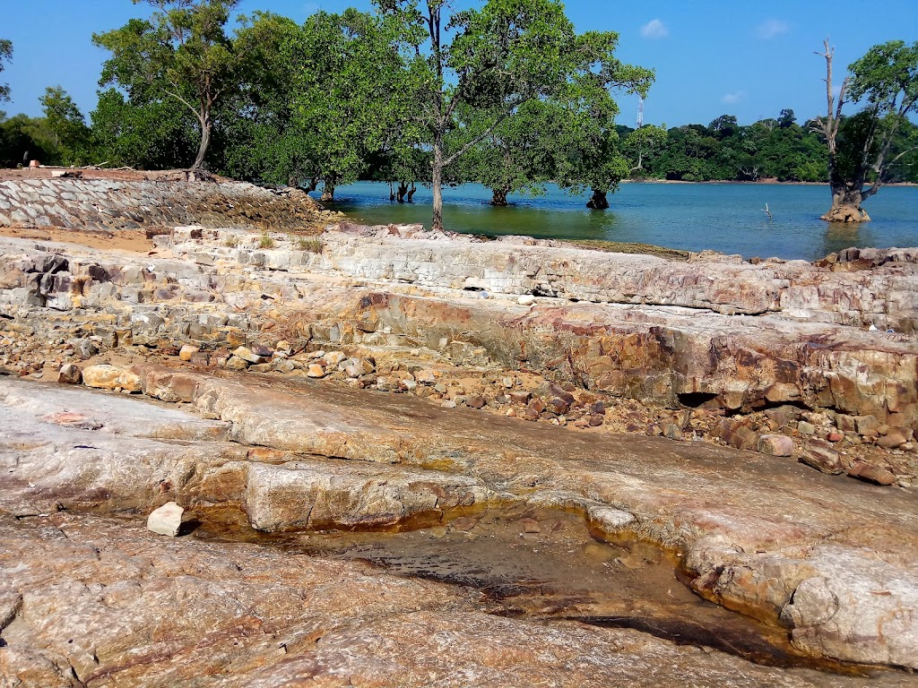 Jelajah Tanjung Pinggir Persero Batam: Pesona Tersembunyi di Kepulauan Riau