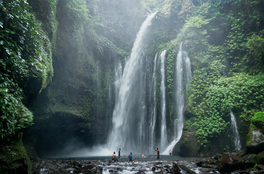 Air Terjun Sendang Gile: Pesona Alam Lombok Utara yang Mempesona