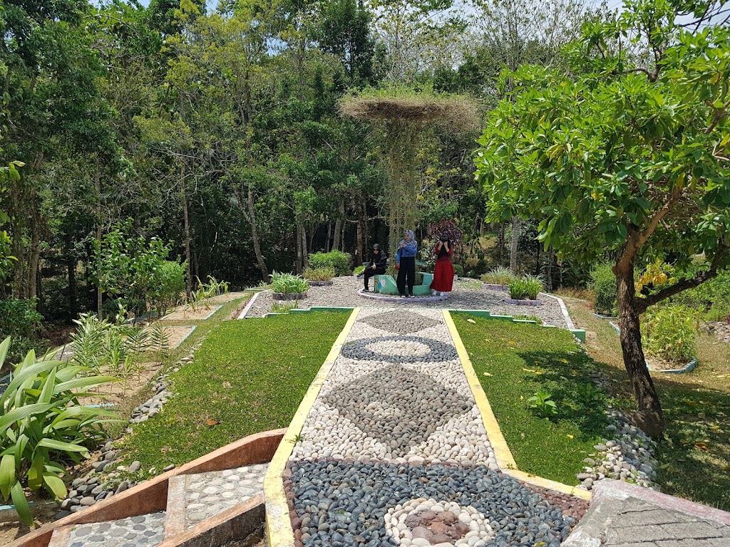 Menjelajah Kebun Raya Massenrempulu: Surga Tersembunyi di Sulawesi Selatan