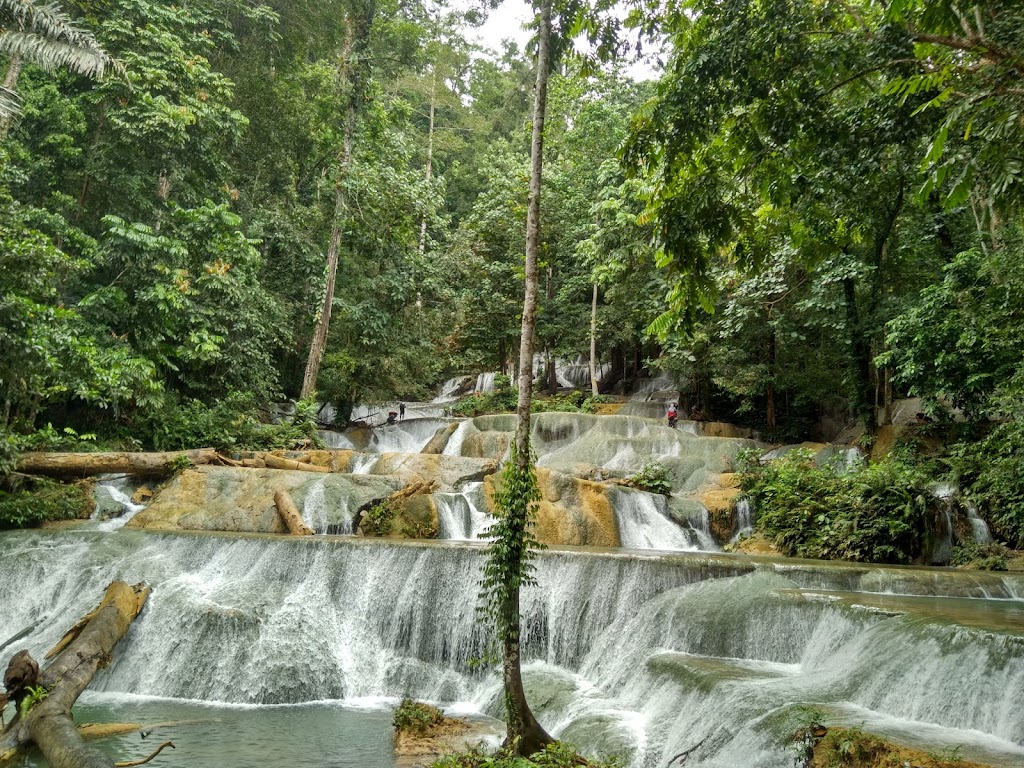 Air Terjun Moramo: Pesona Alam Tersembunyi di Konawe Selatan