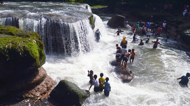 Grojogan Limo: Pesona Air Terjun di Pasuruan, Jawa Timur