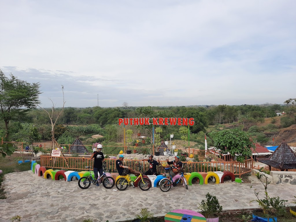 Puthuk Kreweng: Pesona Tersembunyi di Bojonegoro