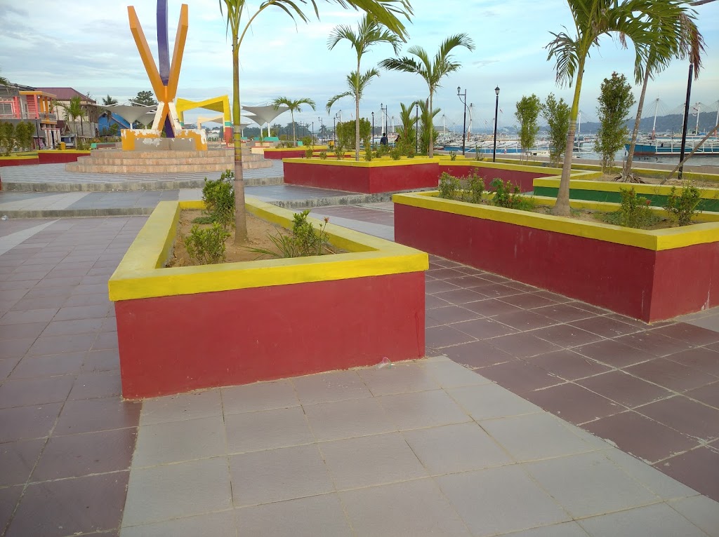 Menikmati Keindahan RTH Papalimba Puday di Kendari