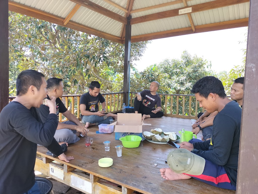 Petualangan Kuliner di Wisata Durian Bulo, Sulawesi Barat