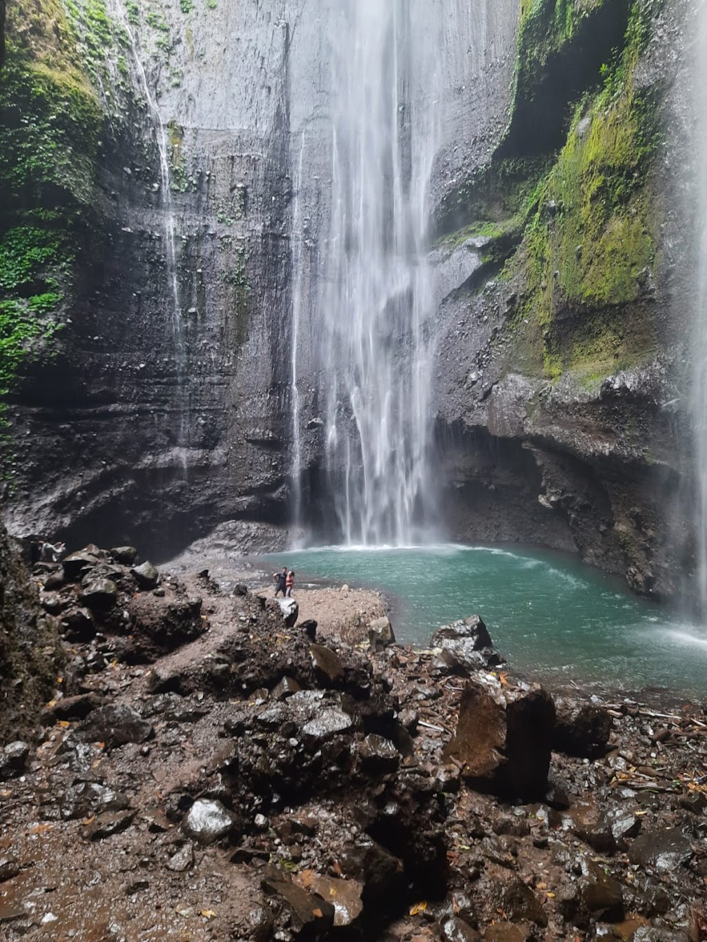 Madakaripura: Air Terjun Majestic di Jawa Timur