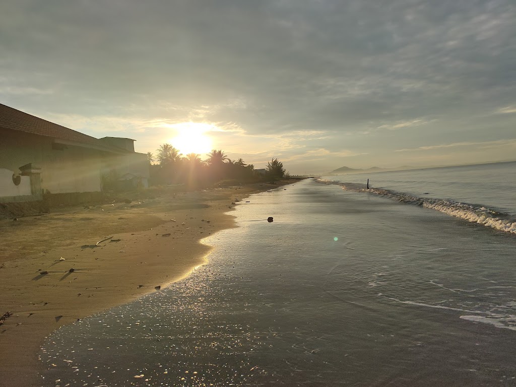 Pesona Pantai Pagatan: Surga Tersembunyi di Kalimantan Selatan