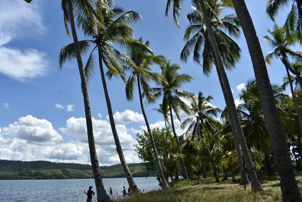 Jelajahi Pulau Hosena, Surga Tersembunyi di Papua