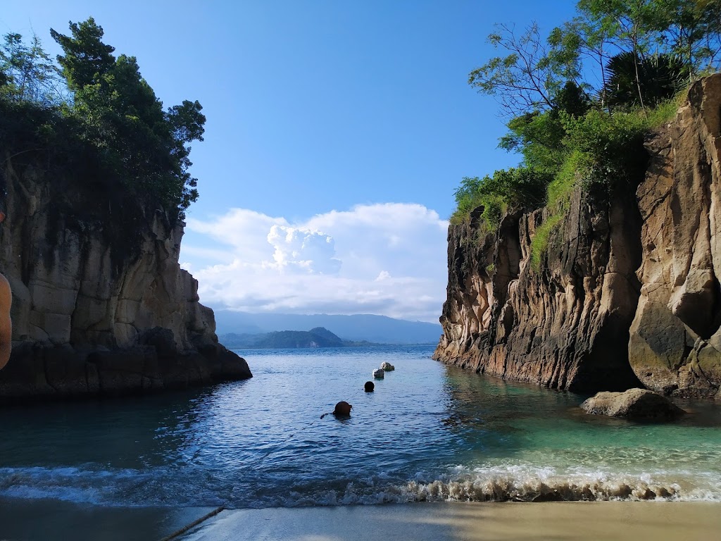 Pesona Pantai Jiko/Patokan, Bolaang Mongondow Timur: Surga Tersembunyi di Sulawesi Utara