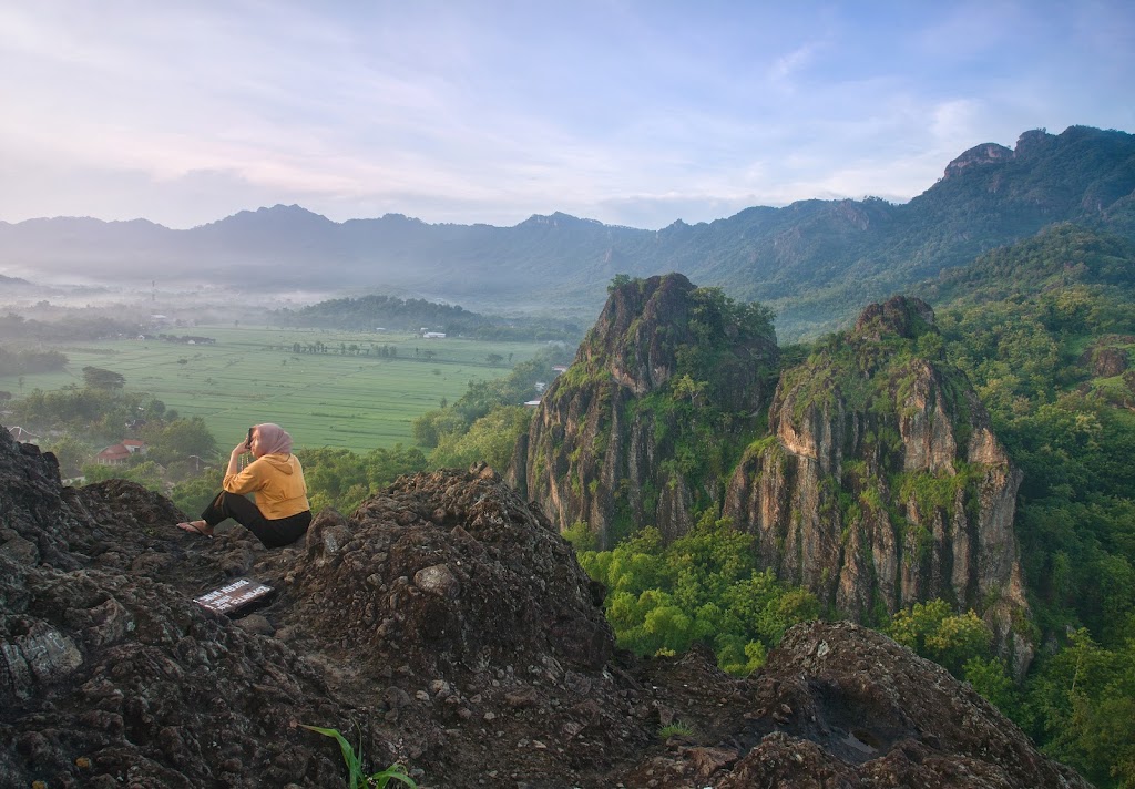 Jelajah Gunung Sepikul: Petualangan Menakjubkan di Sukoharjo
