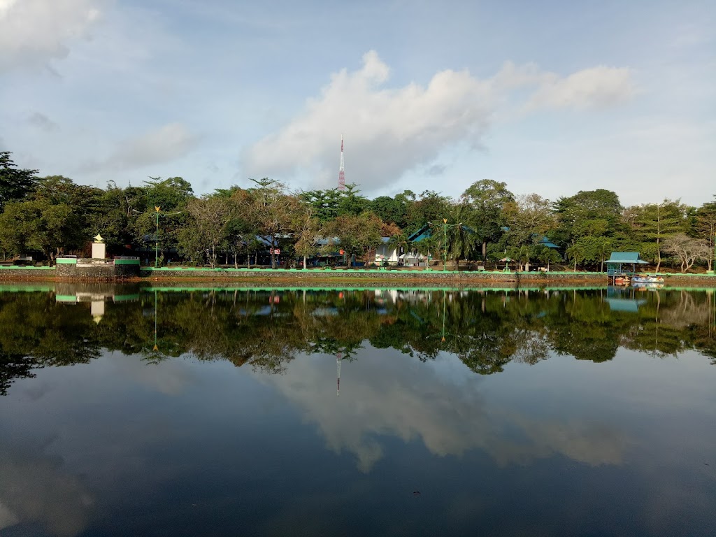 Menikmati Keindahan Taman Kota Kijang di Kepulauan Riau