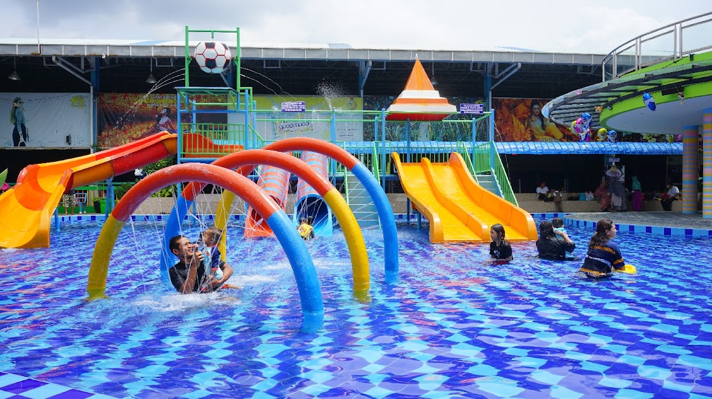 Lampung Walk: Pusat Kuliner dan Hiburan di Bandar Lampung