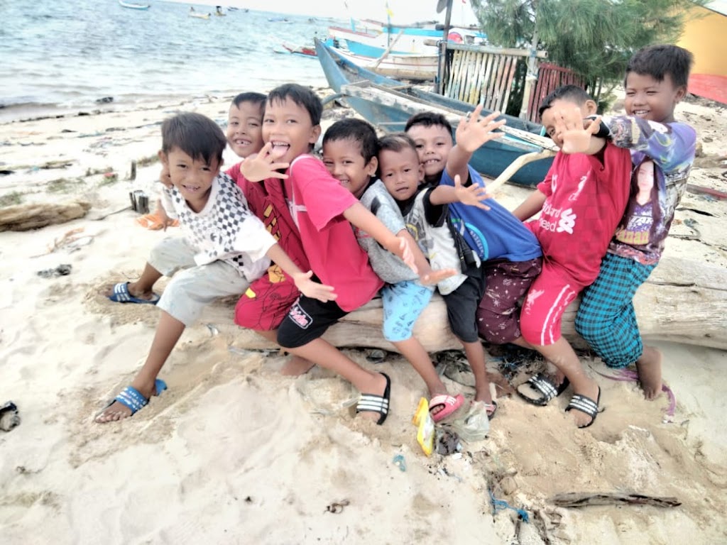 Gusung Pantai Pasir Putih Pulau Kodingareng Lompo: Surga Tersembunyi di Makassar