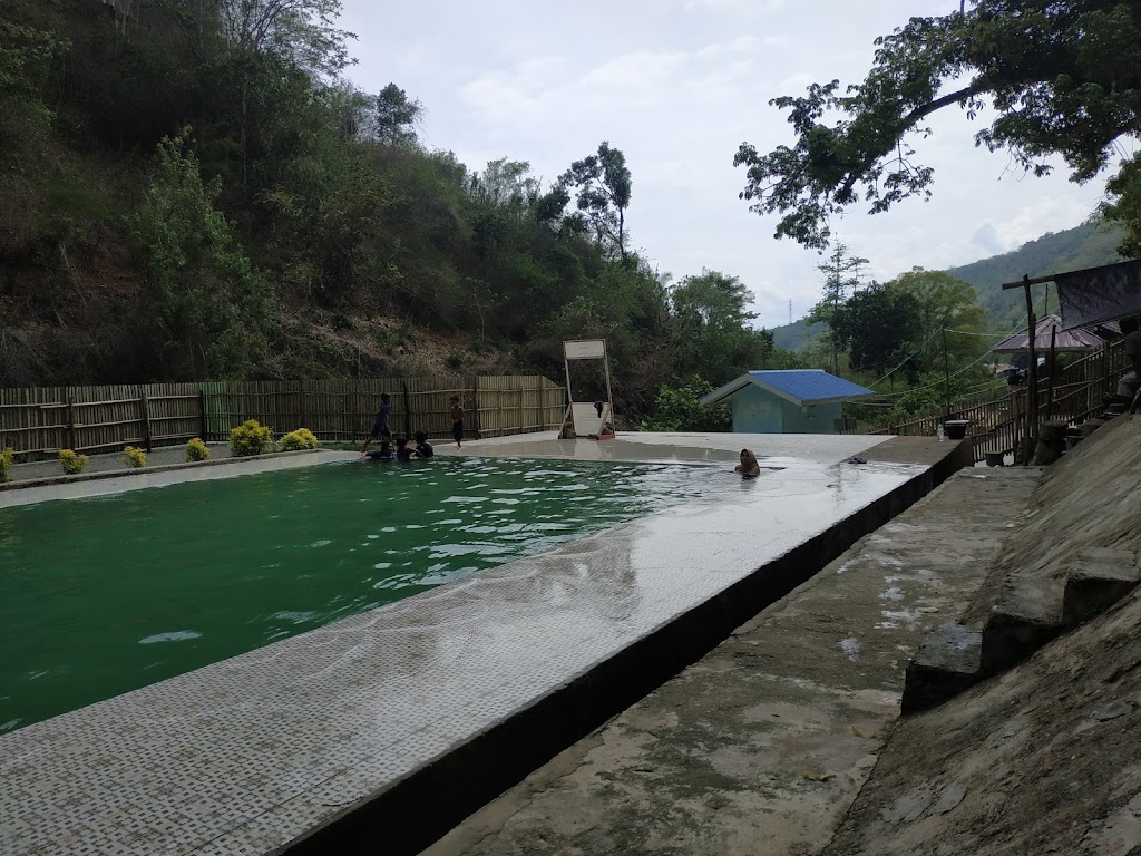 Air Terjun Loli Tasiburi: Pesona Tersembunyi di Sulawesi Tengah