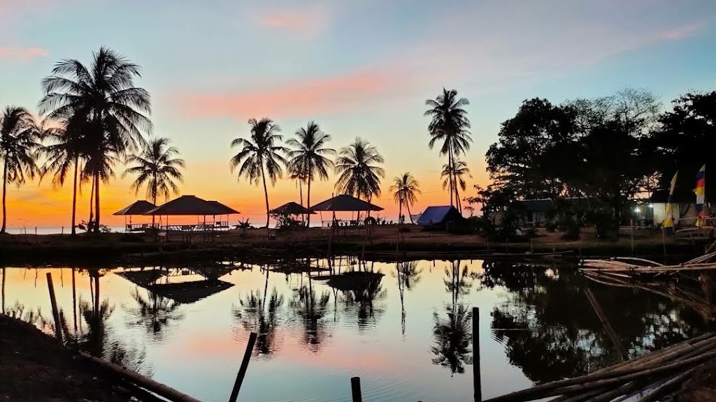 Pesona Pantai Karindangan: Surga Tersembunyi di Kalimantan Selatan
