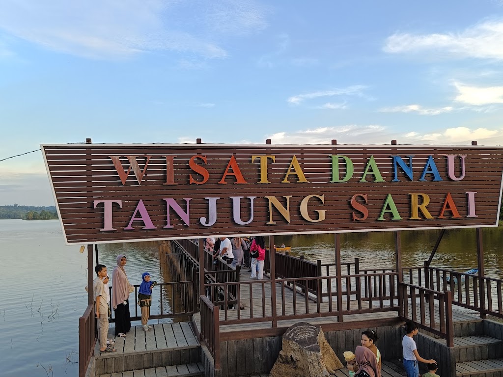 Pesona Danau Tanjung Sarai: Surga Tersembunyi di Kalimantan Timur