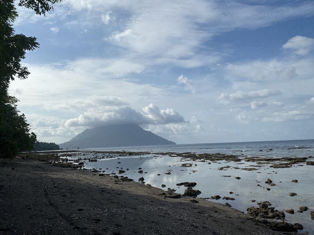 Pesona Pantai Tobololo, Ternate: Surga Tersembunyi di Maluku Utara