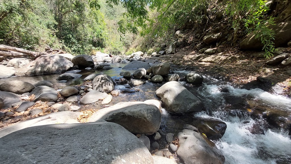 Jelajah Wisata Alam Semongkat: Pesona Tersembunyi di Sumbawa