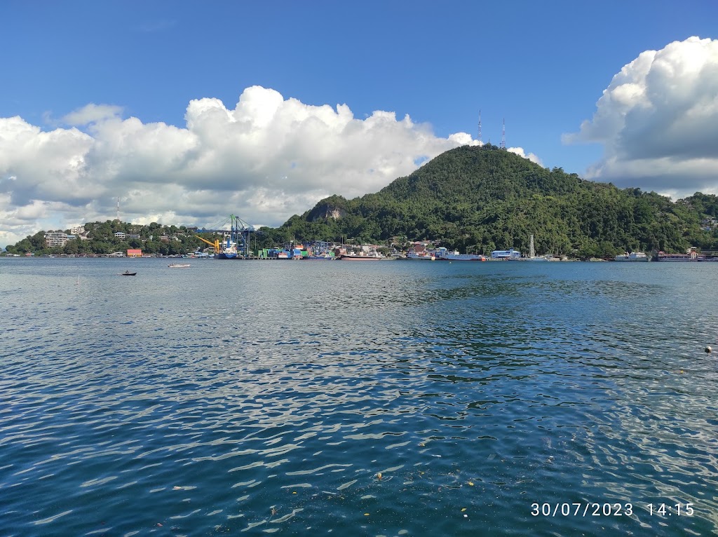 Pantai Dok 2 Jayapura: Pesona Tersembunyi di Papua