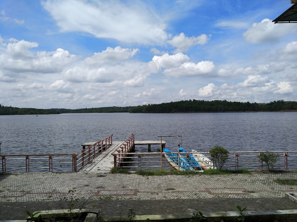 Pesona Danau Khayangan: Surga Tersembunyi di Riau