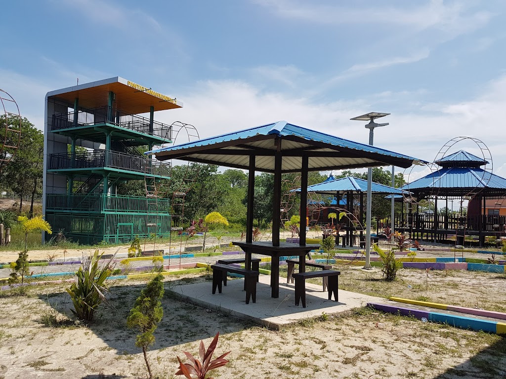 Pesona Pantai Wisata Tanah Kuning 2: Surga Tersembunyi di Kalimantan Utara