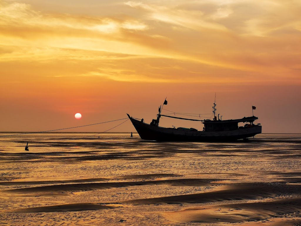 Pesona Pantai Lampu Satu: Surga Tersembunyi di Papua Selatan