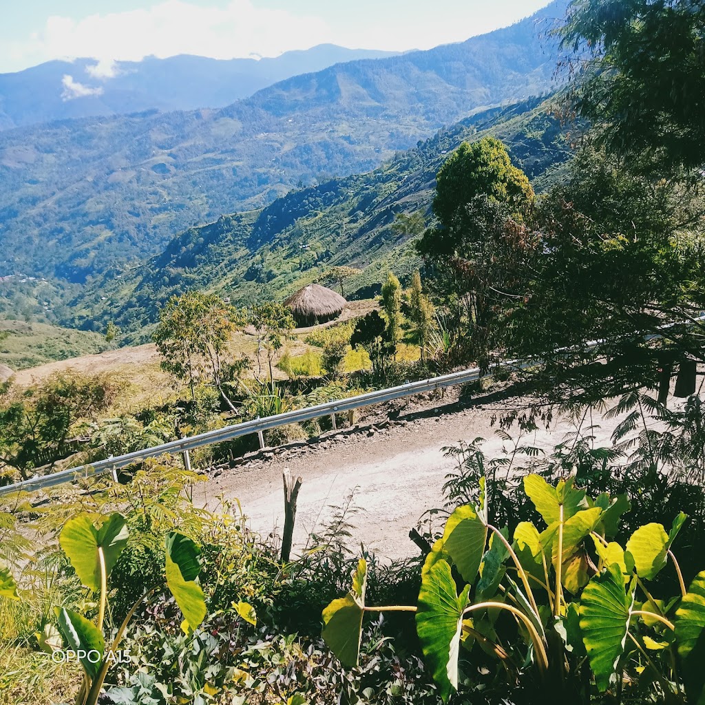 Jelajahi Keindahan Ampera di Tolikara, Papua